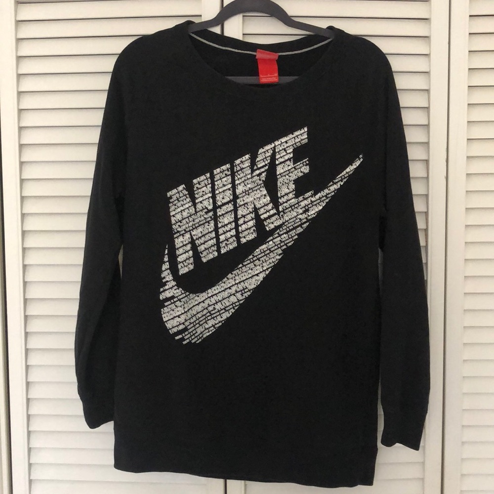 Nike sweatshirt